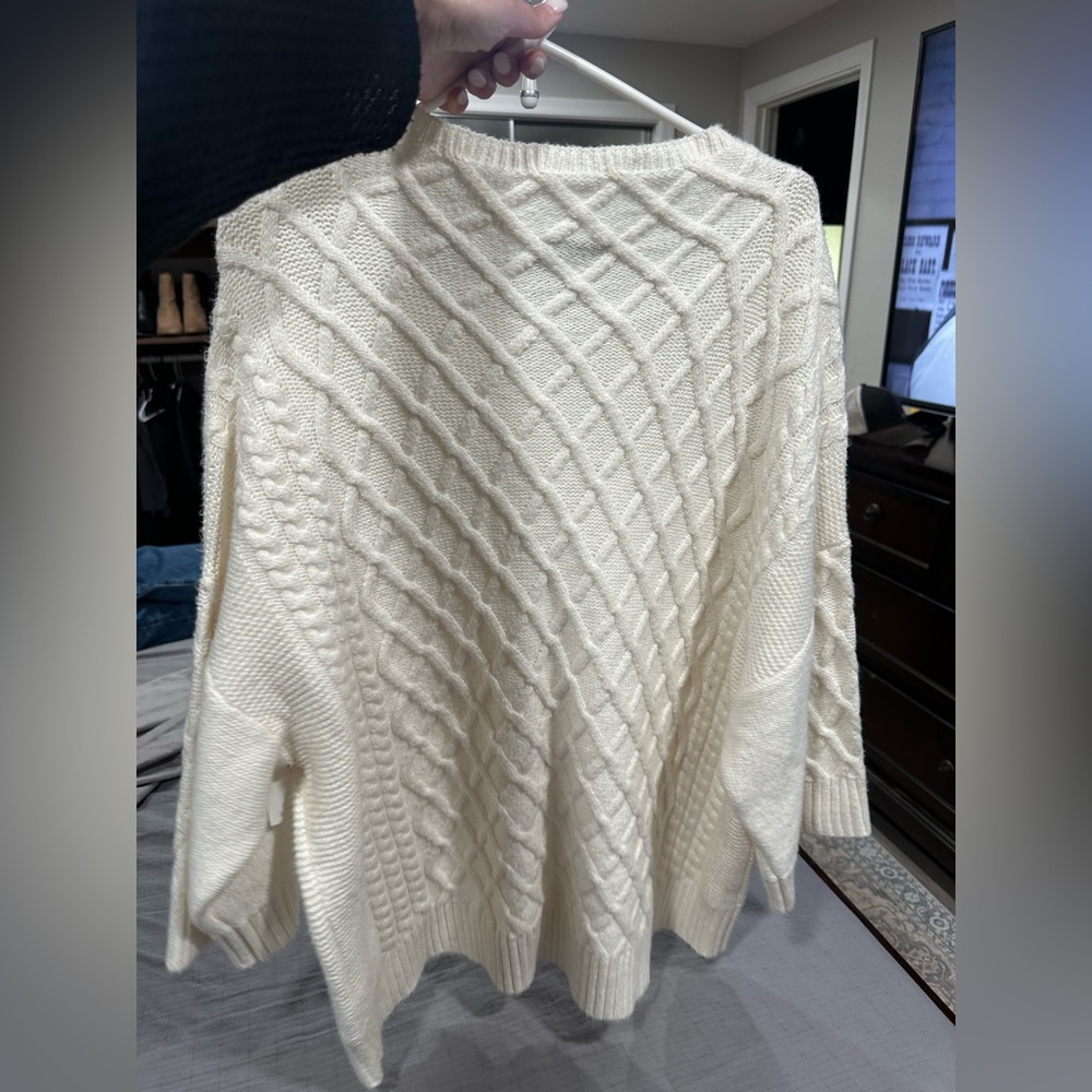 Vince Camuto Elegant Cable Knit Sweater - Cream Size xxl